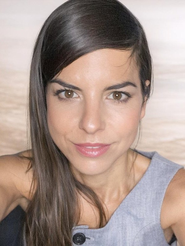 Alba Cruz, interiorista en Torrevieja y fundadora de Materia Salina Studio